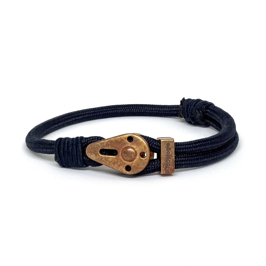 1014-yosemite-navy-solid-raw-brass-1.webp Yosemite / Navy Solid / Raw Brass