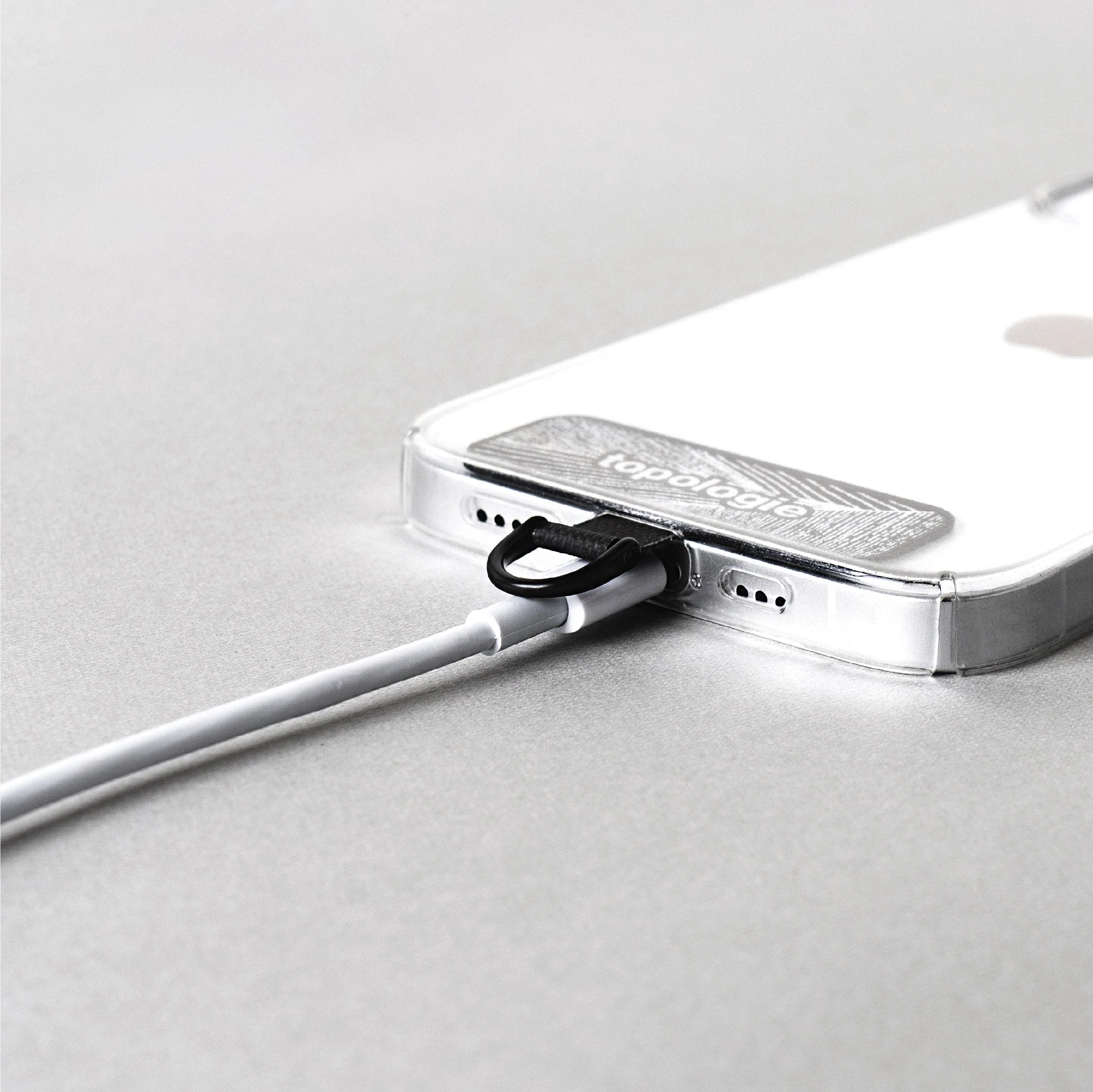 1152-phone-strap-adapter-6-0mm-rope-burrata-4.webp Phone Strap Adapter / 6.0mm Rope / Burrata