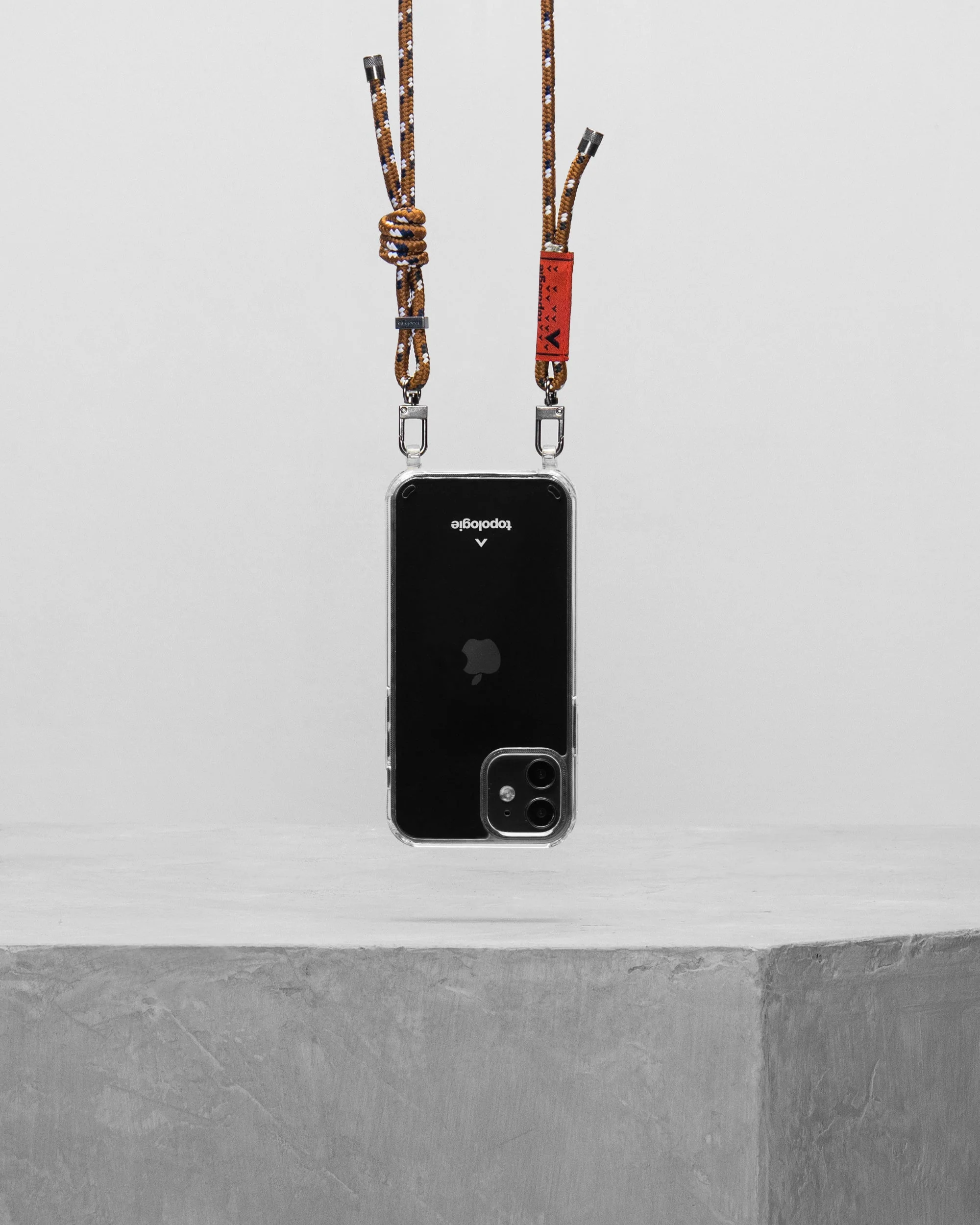1306-verdon-phone-case-clear-6-0mm-rope-brown-navy-21.webp Verdon Phone Case / Clear / 6.0mm Rope / Brown Navy