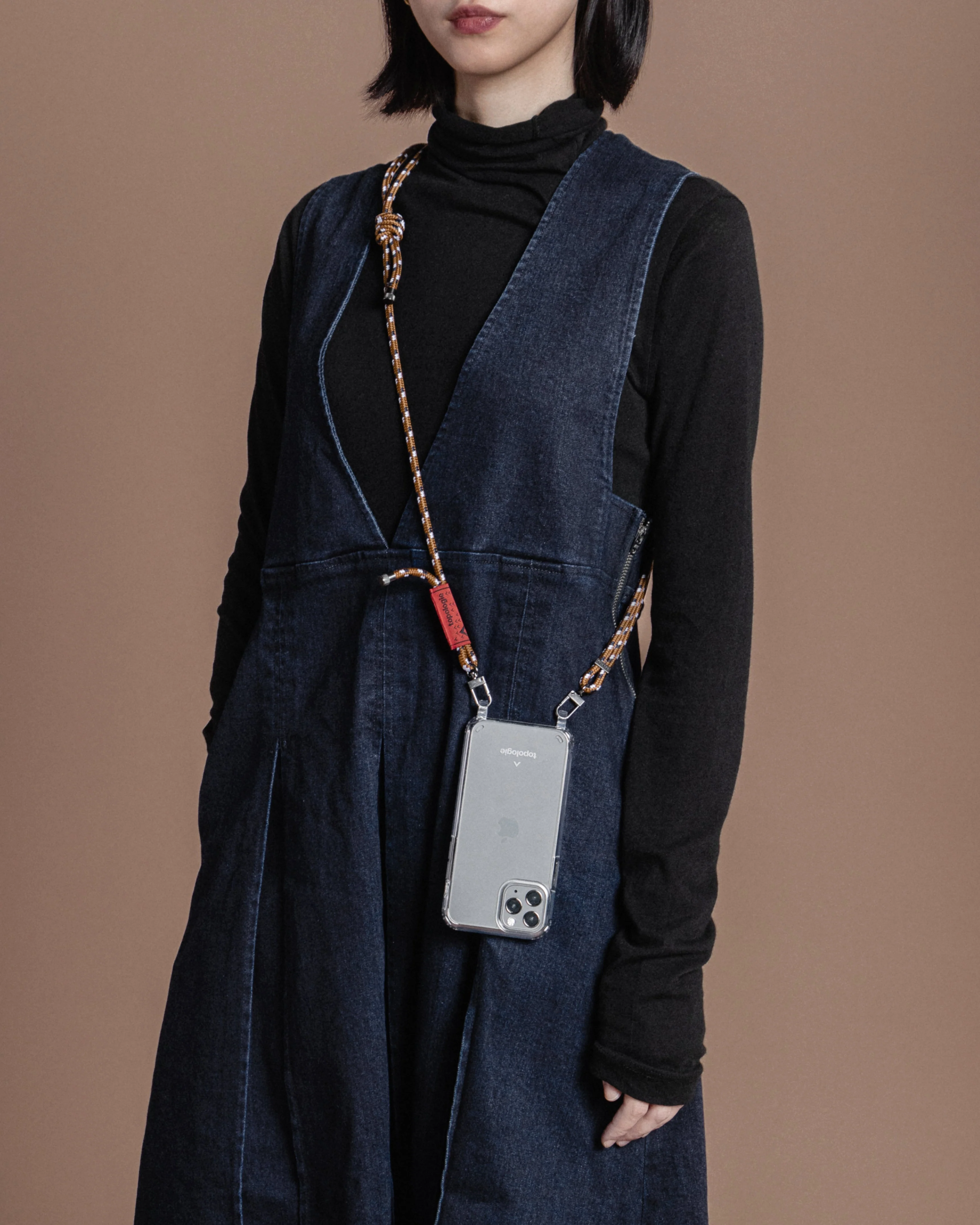 1306-verdon-phone-case-clear-6-0mm-rope-brown-navy-24.webp Verdon Phone Case / Clear / 6.0mm Rope / Brown Navy