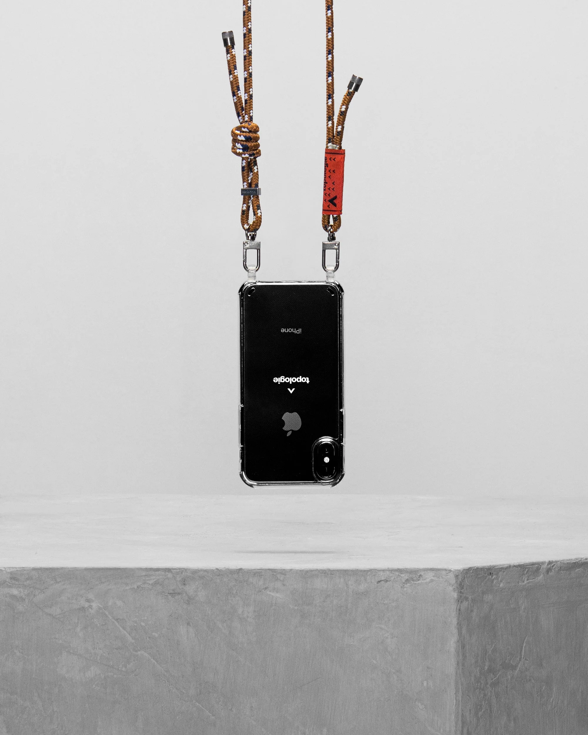 1306-verdon-phone-case-clear-6-0mm-rope-brown-navy-63.webp Verdon Phone Case / Clear / 6.0mm Rope / Brown Navy
