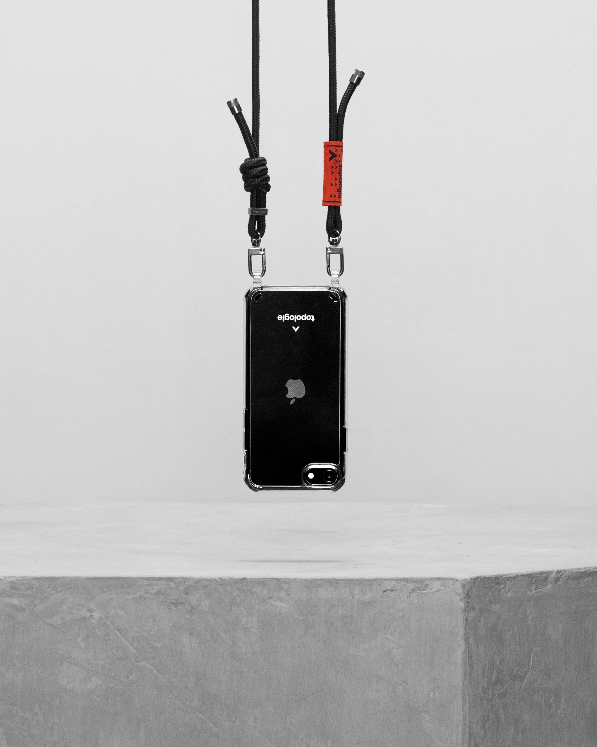 1372-verdon-phone-case-clear-6-0mm-rope-black-solid-50.webp Verdon Phone Case / Clear / 6.0mm Rope / Black Solid