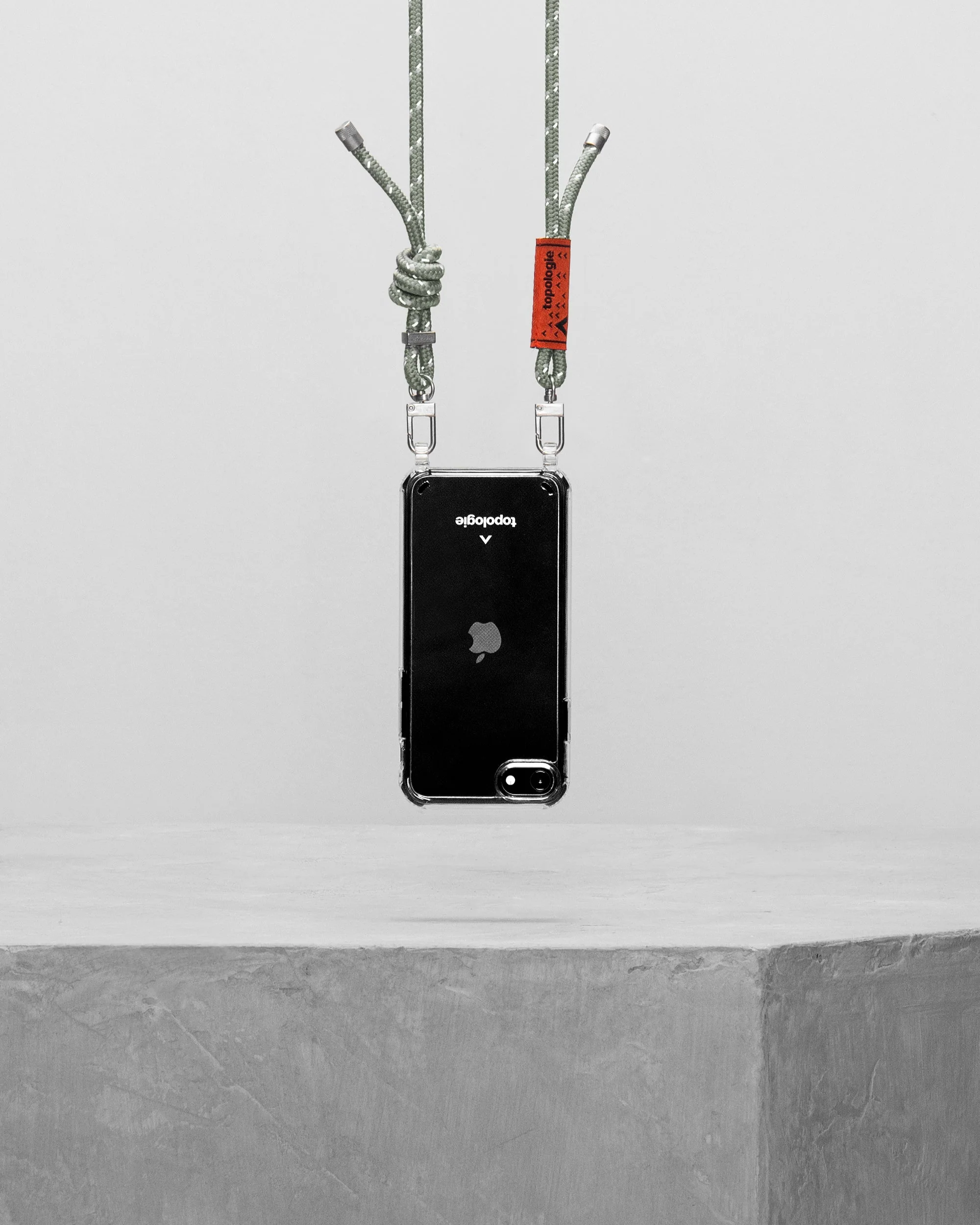 1458-verdon-phone-case-clear-6-0mm-rope-sage-reflective-52.webp Verdon Phone Case / Clear / 6.0mm Rope / Sage Reflective