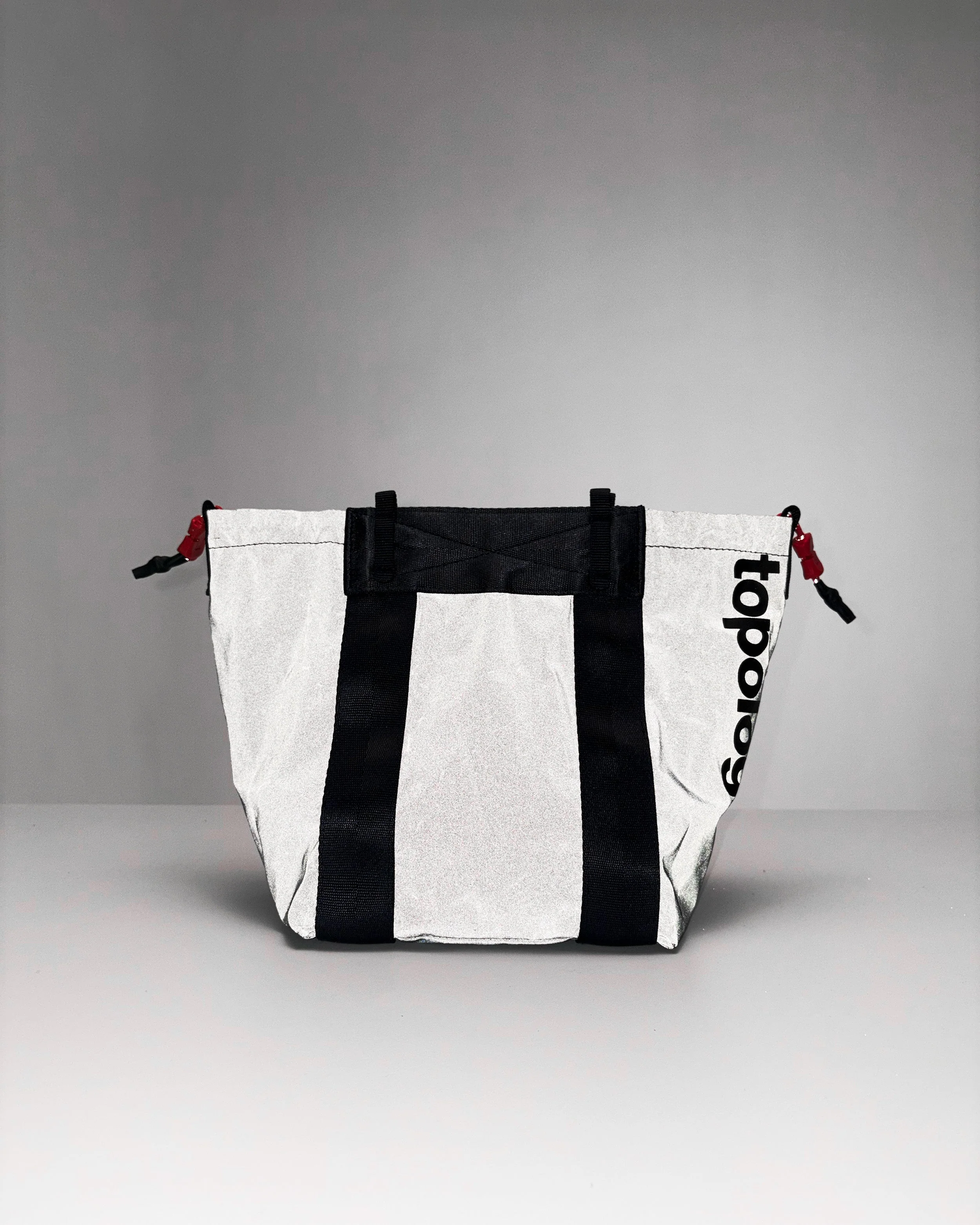 15-summit-tote-small-20.webp Summit Tote Small