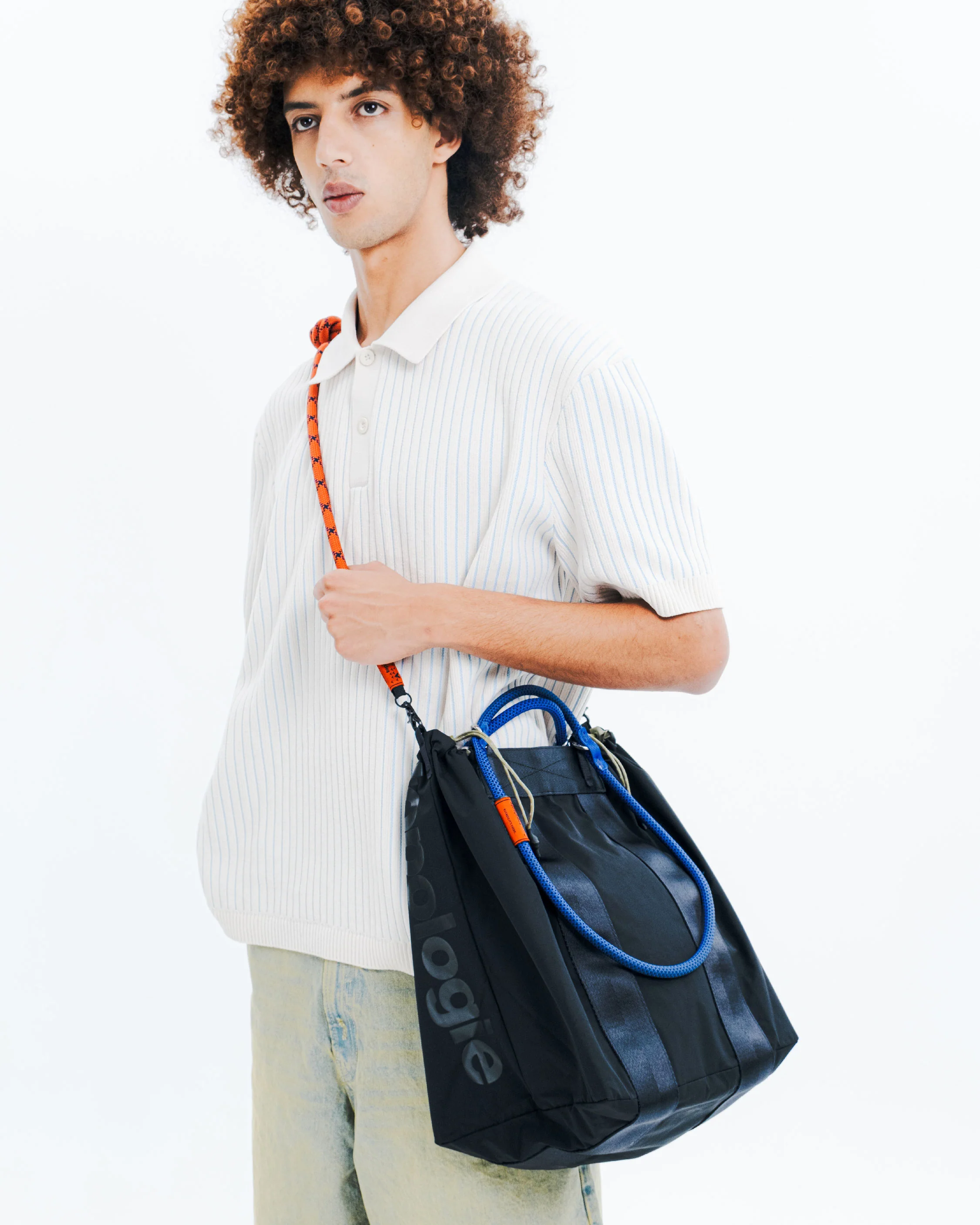 402-summit-tote-medium-13.webp Summit Tote Medium