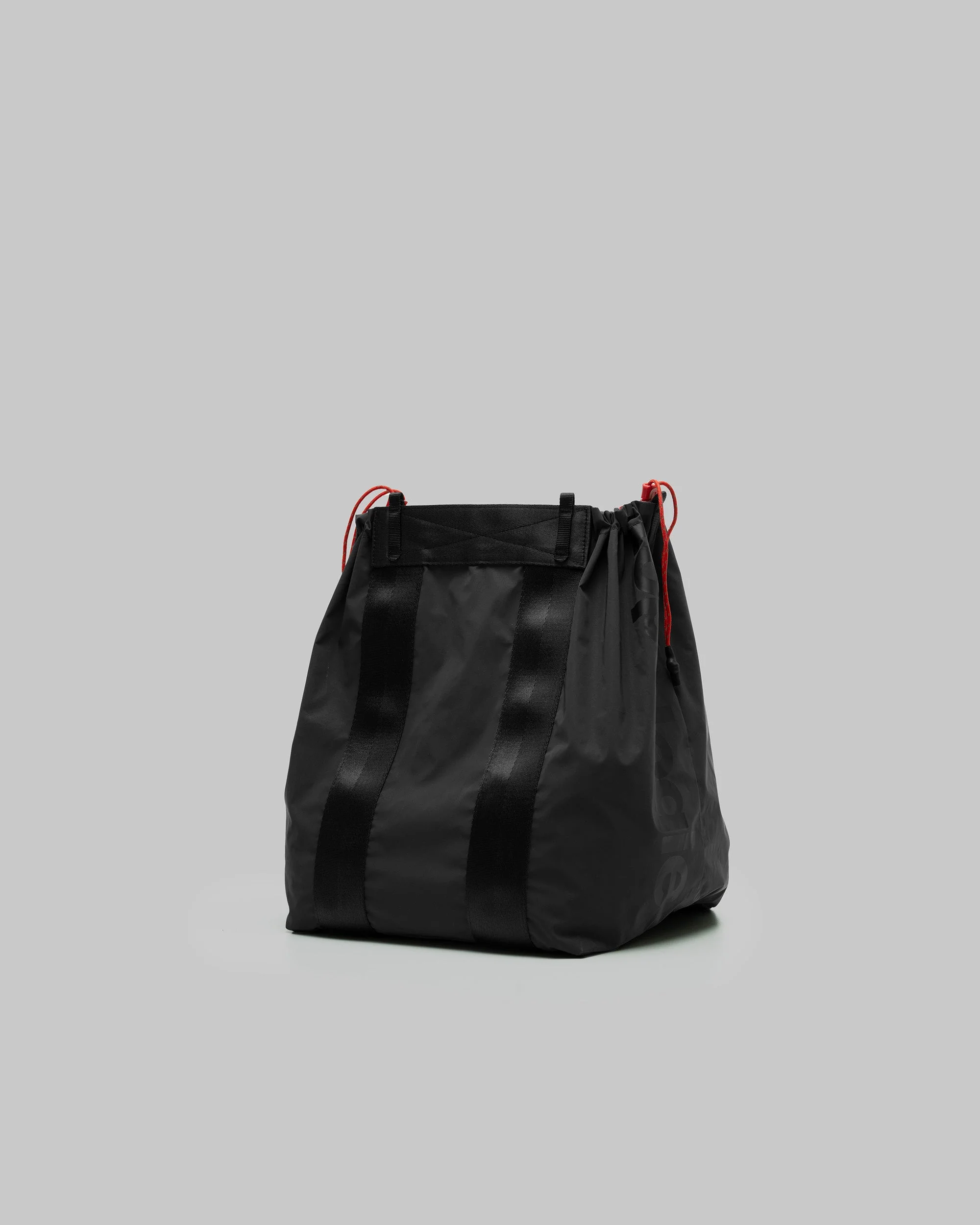 402-summit-tote-medium-18.webp Summit Tote Medium