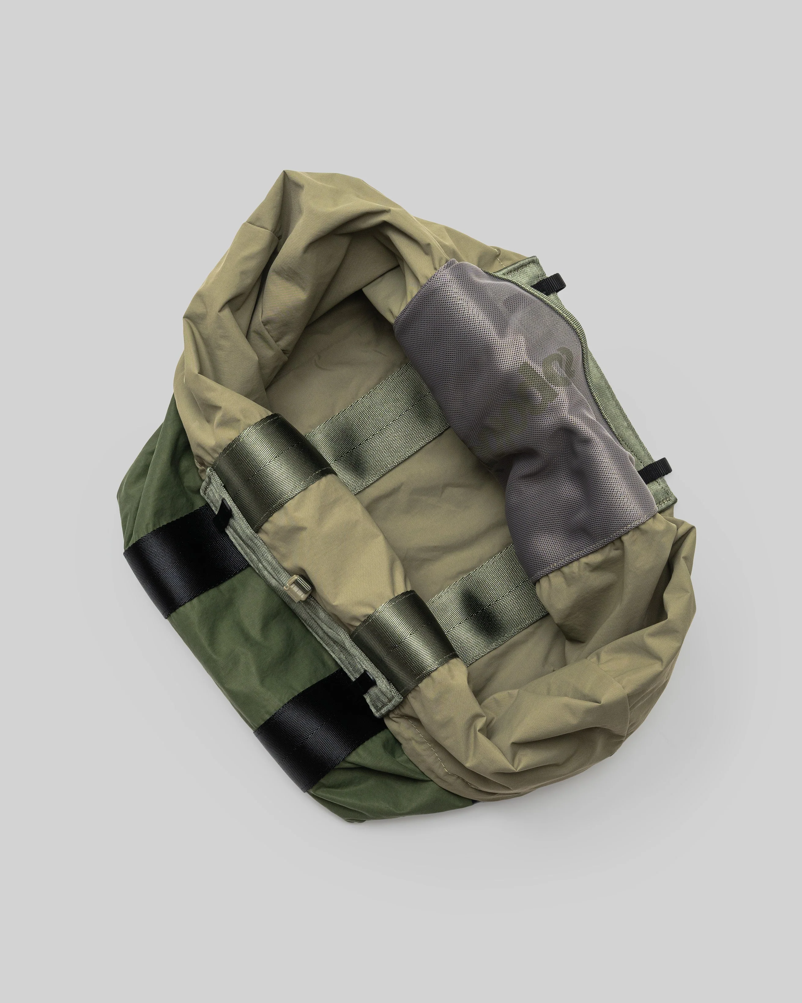402-summit-tote-medium-29.webp Summit Tote Medium