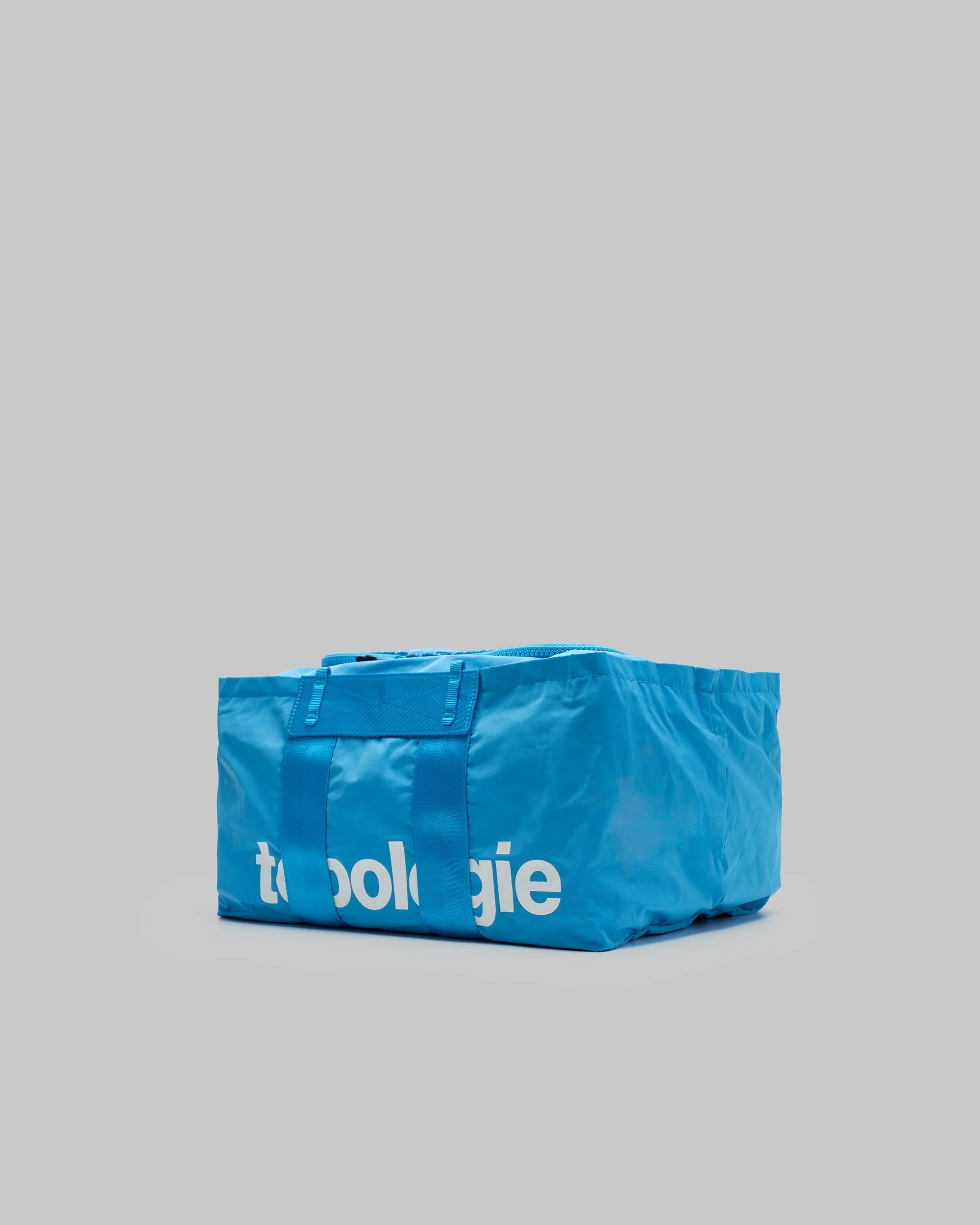 425-summit-duffle-medium-20.webp Summit Duffle Medium