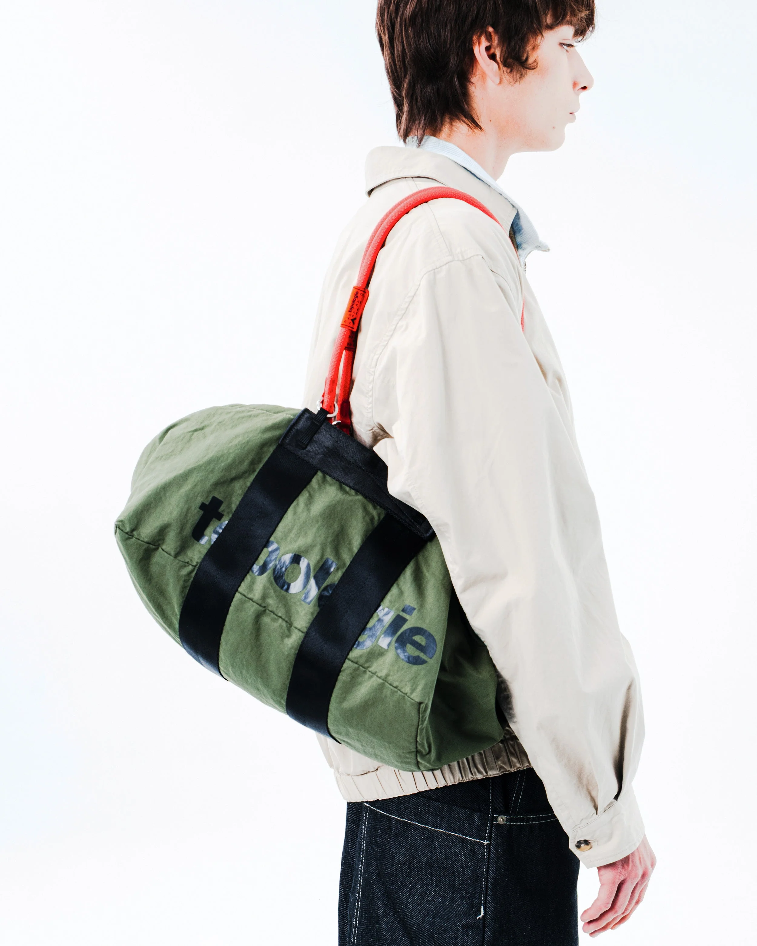 425-summit-duffle-medium-9.webp Summit Duffle Medium
