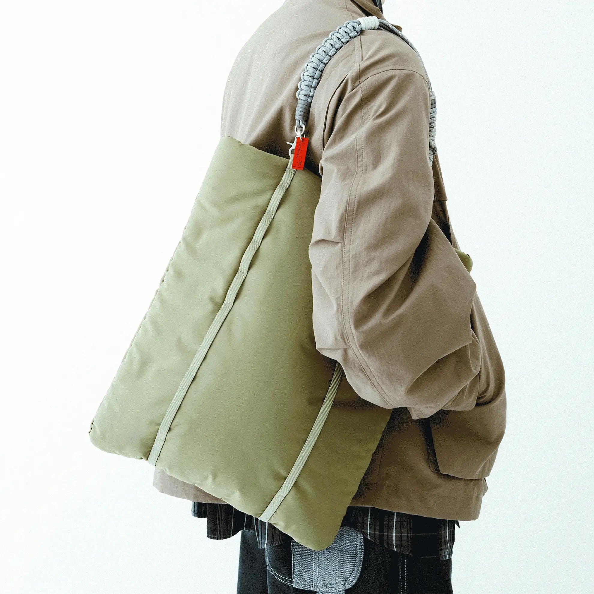 14" Cloud Shopper
