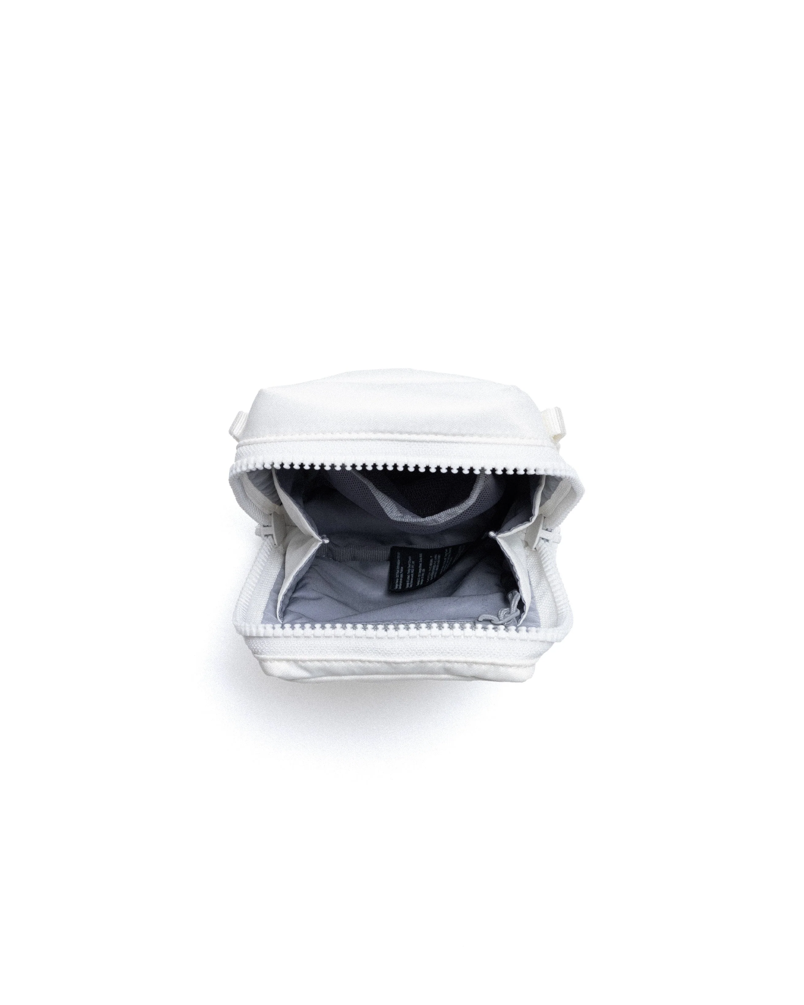 7-utility-phone-sacoche-13.webp Utility Phone Sacoche